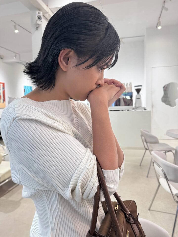 Châu Bùi bị quay lén ở phòng thay đồ