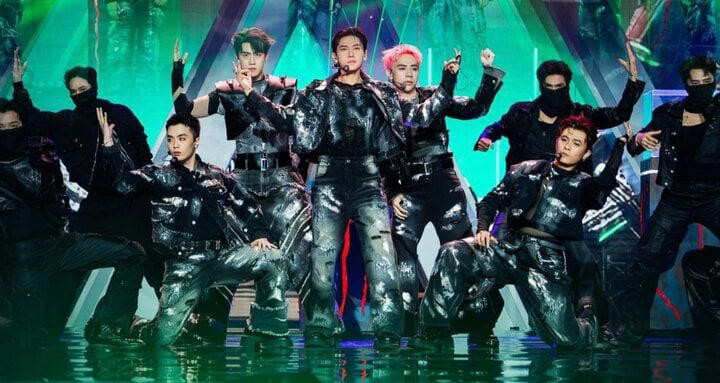 'Anh trai say hi' chiếu bản đồ thiếu Hoàng Sa - Trường Sa, khán giả phẫn nộ