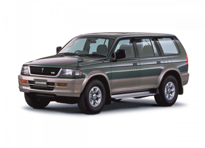 Phụ tùng xe Mitsubishi CHALLENGER