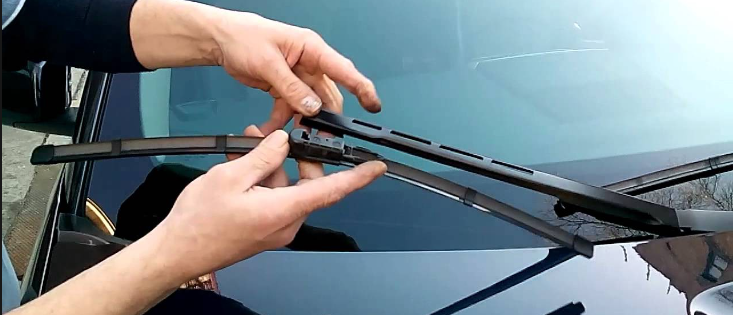 5 mẹo vặt giúp kéo dài tuổi thọ cho gạt mưa