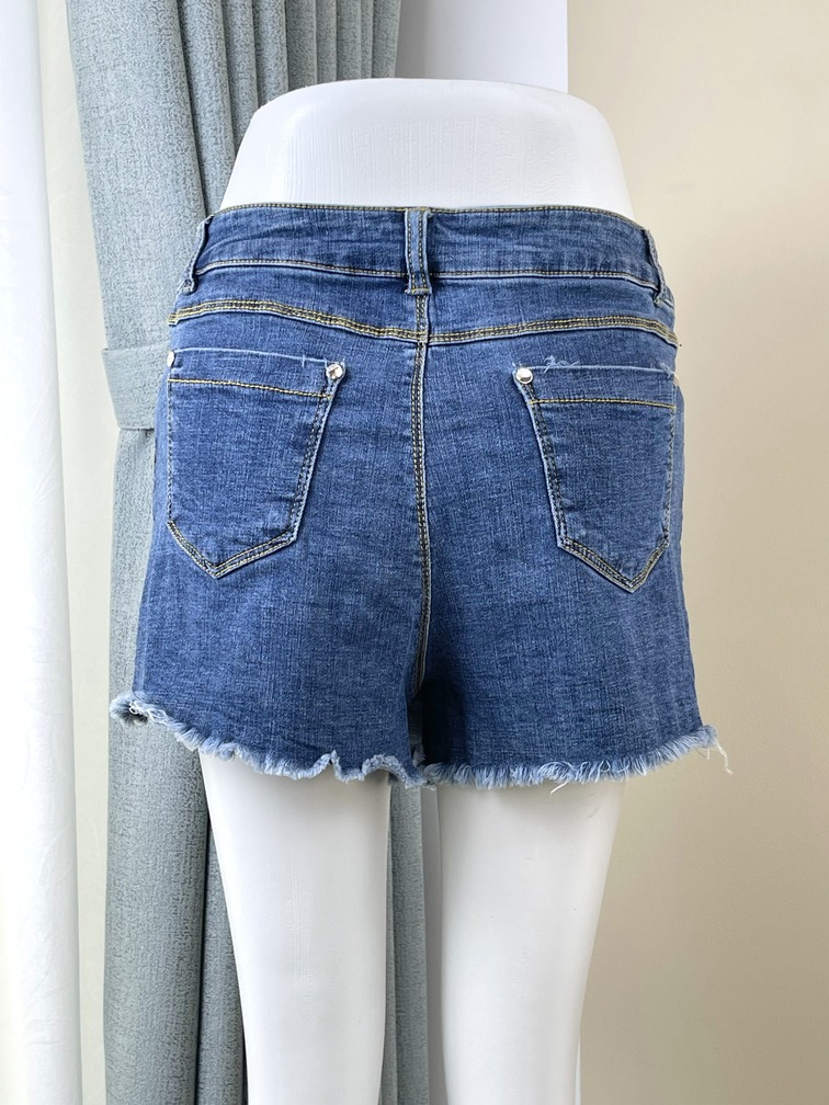 Quần giả váy jean hình tim cho bé gái từ 20kg đến 40kg  Giá Sendo khuyến  mãi 153000đ  Mua ngay  Tư vấn mua sắm  tiêu dùng trực tuyến Bigomart