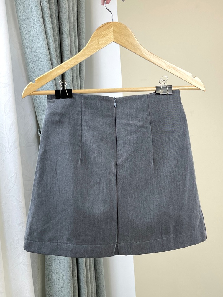 CHÂN VÁY XẾP LY NỮ MÀU XÁM V13