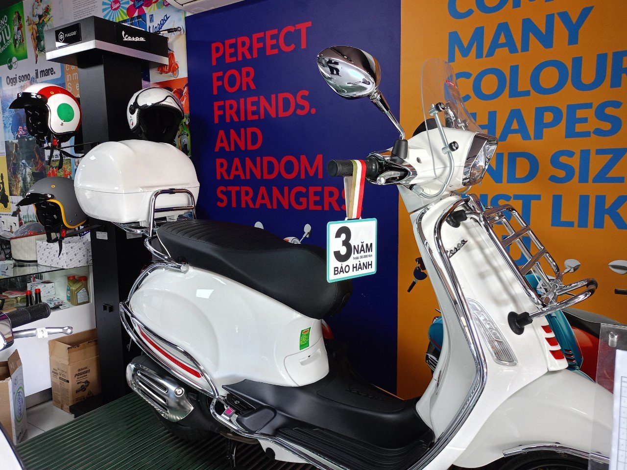 DÀN 06 PHỤ KIỆN CHẤT NHƯ NƯỚC CẤT CỦA VESPA, BẠN ĐÃ BIẾT CHƯA? KHÔNG CHỈ SANG MÀ CÒN TIỆN DỤNG