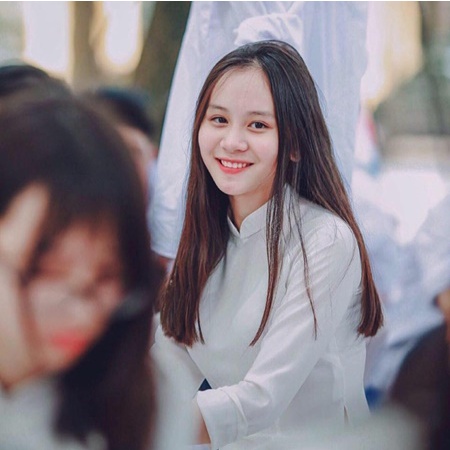 Áo dài trắng Học Sinh đi học truyền thống may sẵn chụp hình kỷ yếu Lụa Habutai giá rẻ đẹp