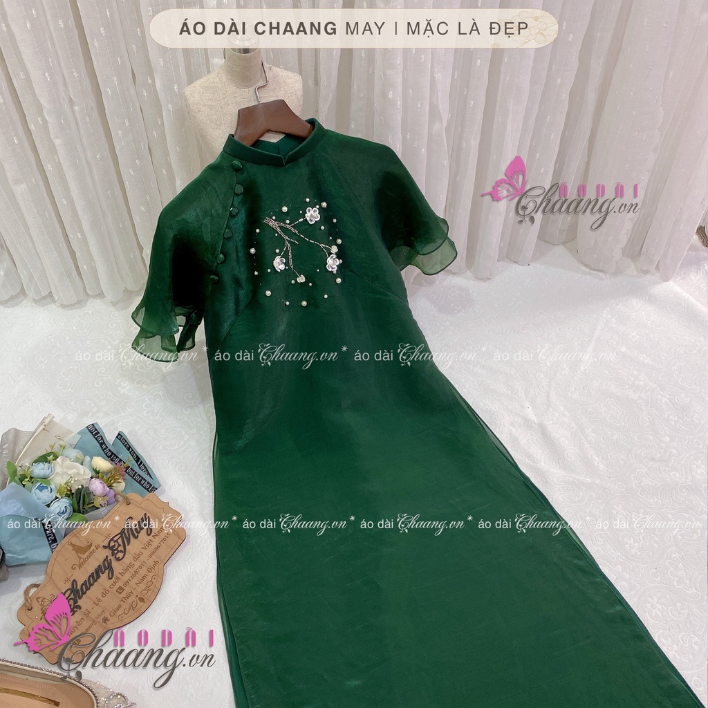 Áo Dài Tết Cách Tân Nữ Mộc Miên Thêu Cành Hoa Mai Đào Khoe Sắc Đẹp Trên Nền Lụa Tơ 4 Tà Cao Cấp
