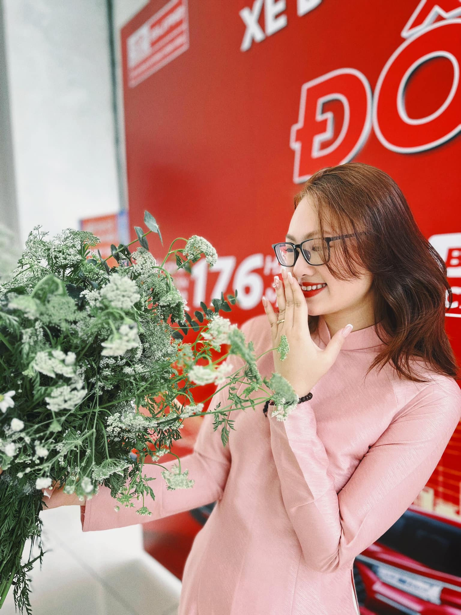 Áo dài gấm lụa vân gỗ xước đỏ đô Chaang may sẵn áo dài truyền thống cô giáo dâu dự tiệc cưới lễ tết xinh đẹp ADC789