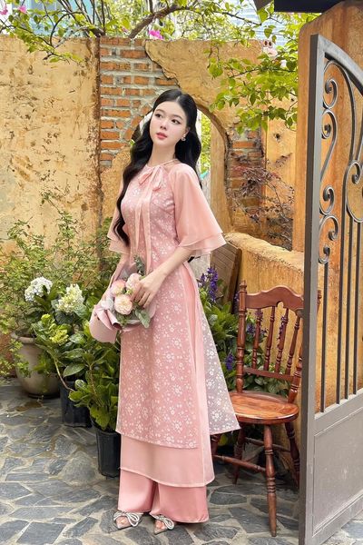 Áo dài cách tân nữ Tú Linh hoa nhí 4 tà CHAANG may sẵn áo dài Lụa tơ cổ nơ dự tiệc cưới lễ tết đẹp ADC809