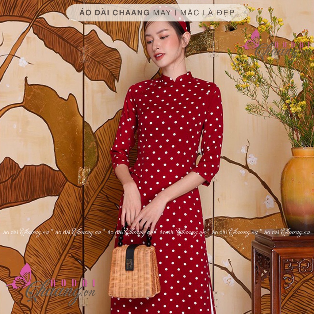 Áo Dài Tết Chấm Bi Đỏ Đô Cổ Vuông Tay Lỡ Truyền Thống Chất Lụa Thái Mặc Dự Tiệc Du Xuân Đẹp