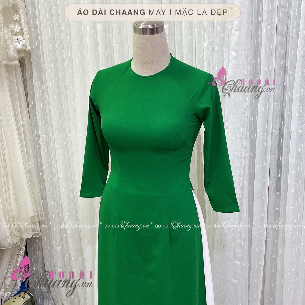 Áo dài xanh lá cổ tròn CHAANG May sẵn dáng truyền thống, vải lụa tay lỡ