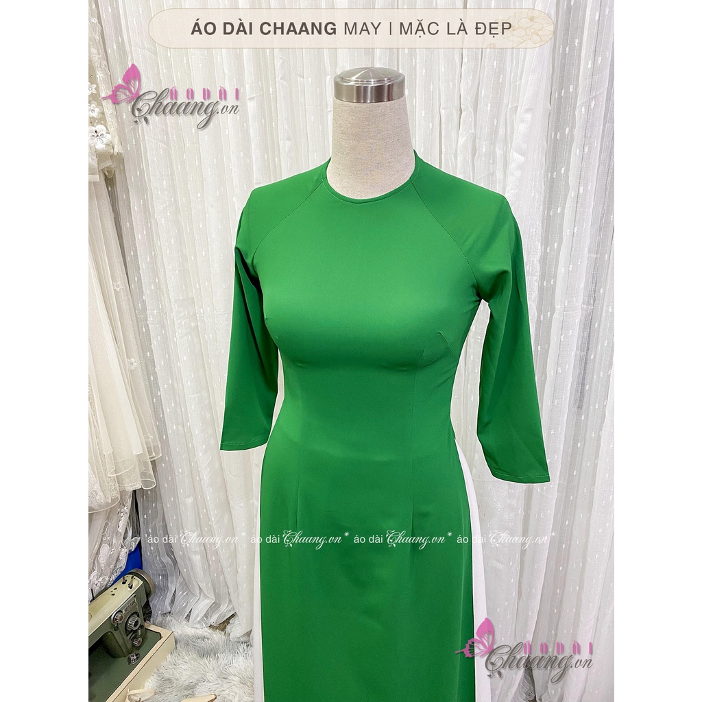 Áo dài xanh lá cổ tròn CHAANG May sẵn dáng truyền thống, vải lụa tay lỡ