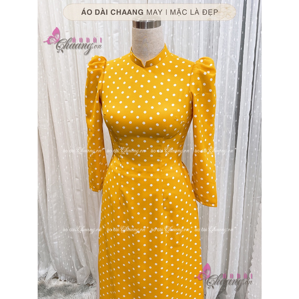 Áo Dài Trắng Truyền Thống Chấm Bi Vai Bồng May Sẵn Lụa Thái Cổ Vuông Đẹp ChaangBi09