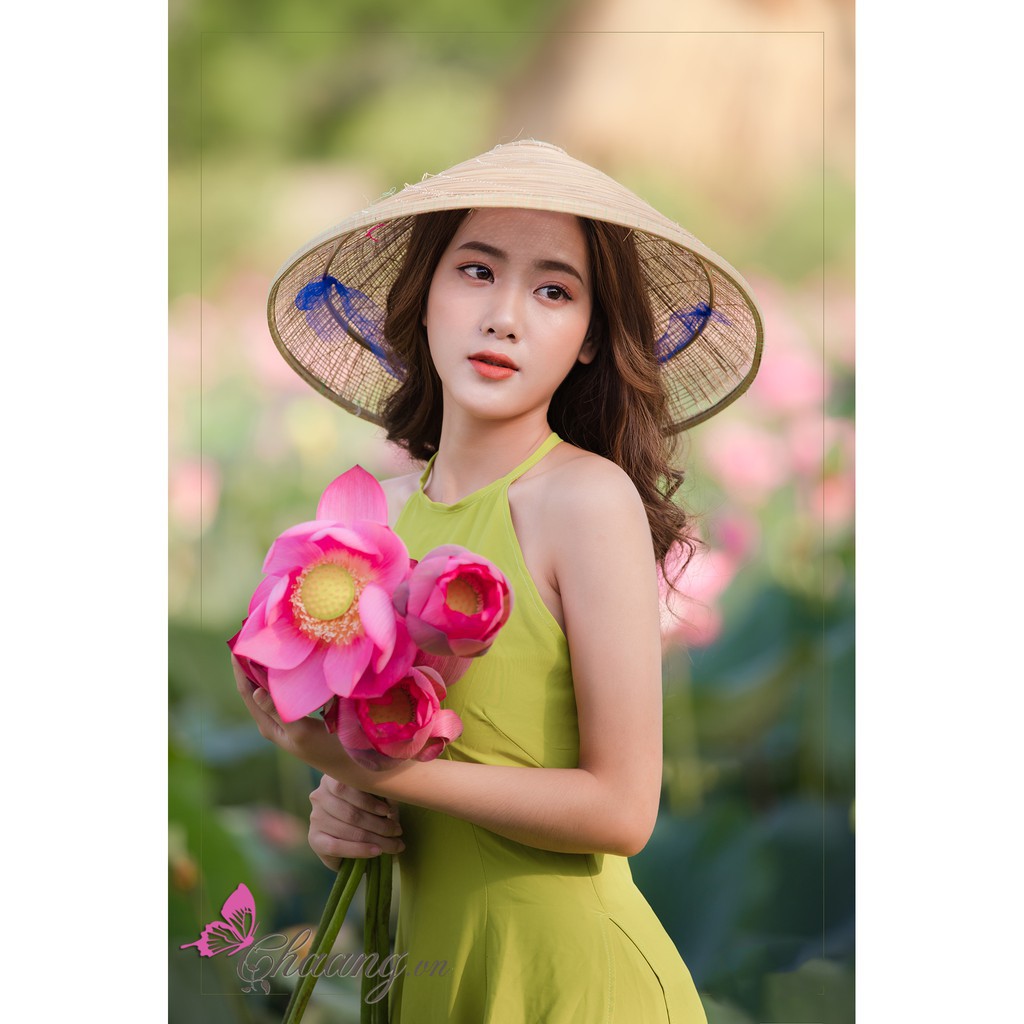 Áo dài cổ yếm hồng chụp sen CHAANG May sẵn dáng áo lụa 2 dây truyền thống dân tộc đẹp ADC514