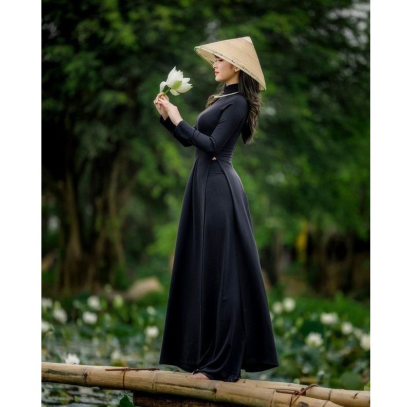 Áo dài đen truyền thống may sẵn áo dài lụa tây thi đẹp sang trọng quyến rũ