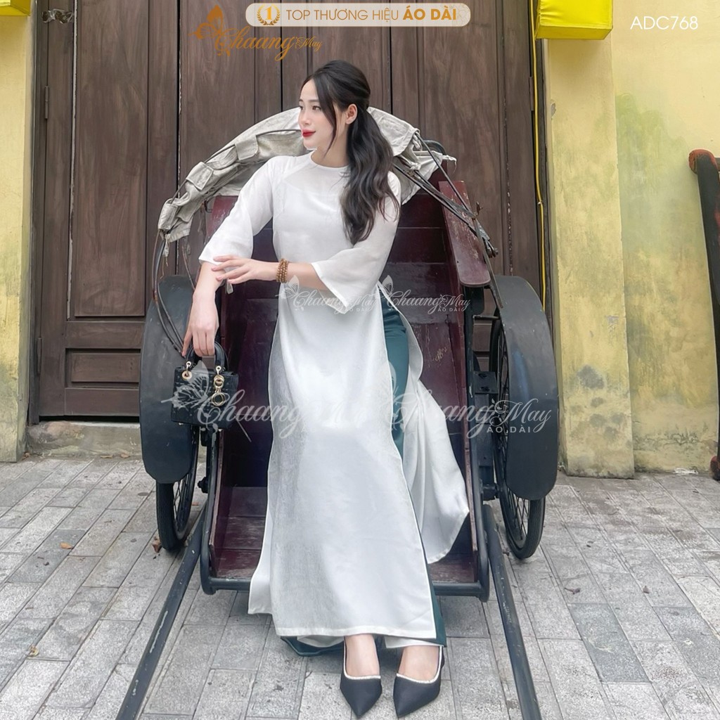 Áo dài Gấm Trắng cách tân nữ dáng suông xưa Chaang may sẵn áo dài xuông rộng nơ bầu dự tiệc cưới hỏi lễ tết đẹp ADC768