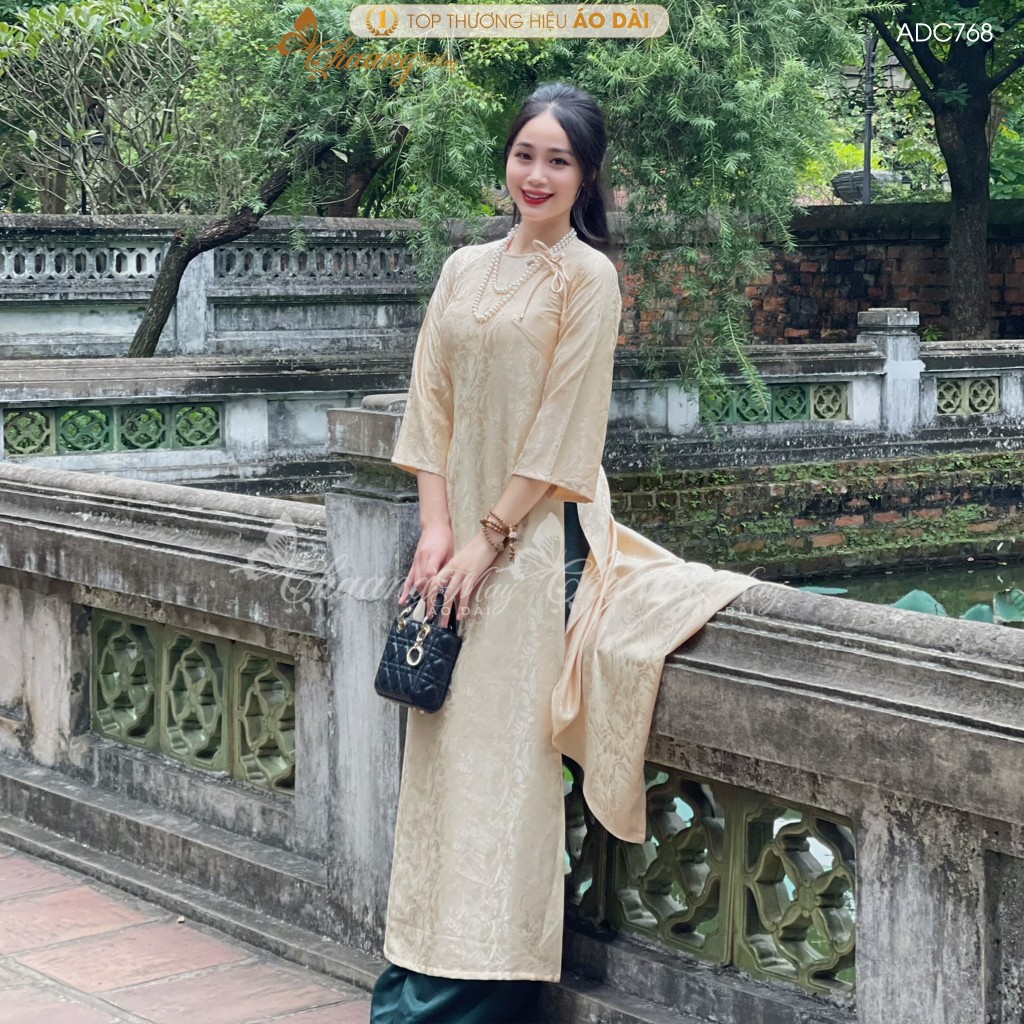 Áo dài gấm be Kem cách tân nữ dáng suông xưa Chaang may sẵn áo dài xuông đính nơ bầu dự tiệc cưới hỏi lễ tết đẹp ADC768