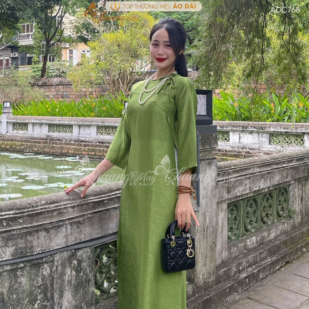 Áo dài Gấm cách tân nữ dáng suông xưa xanh cốm Chaang may sẵn áo dài xuông rộng bầu dự tiệc cưới hỏi lễ tết đẹp ADC768