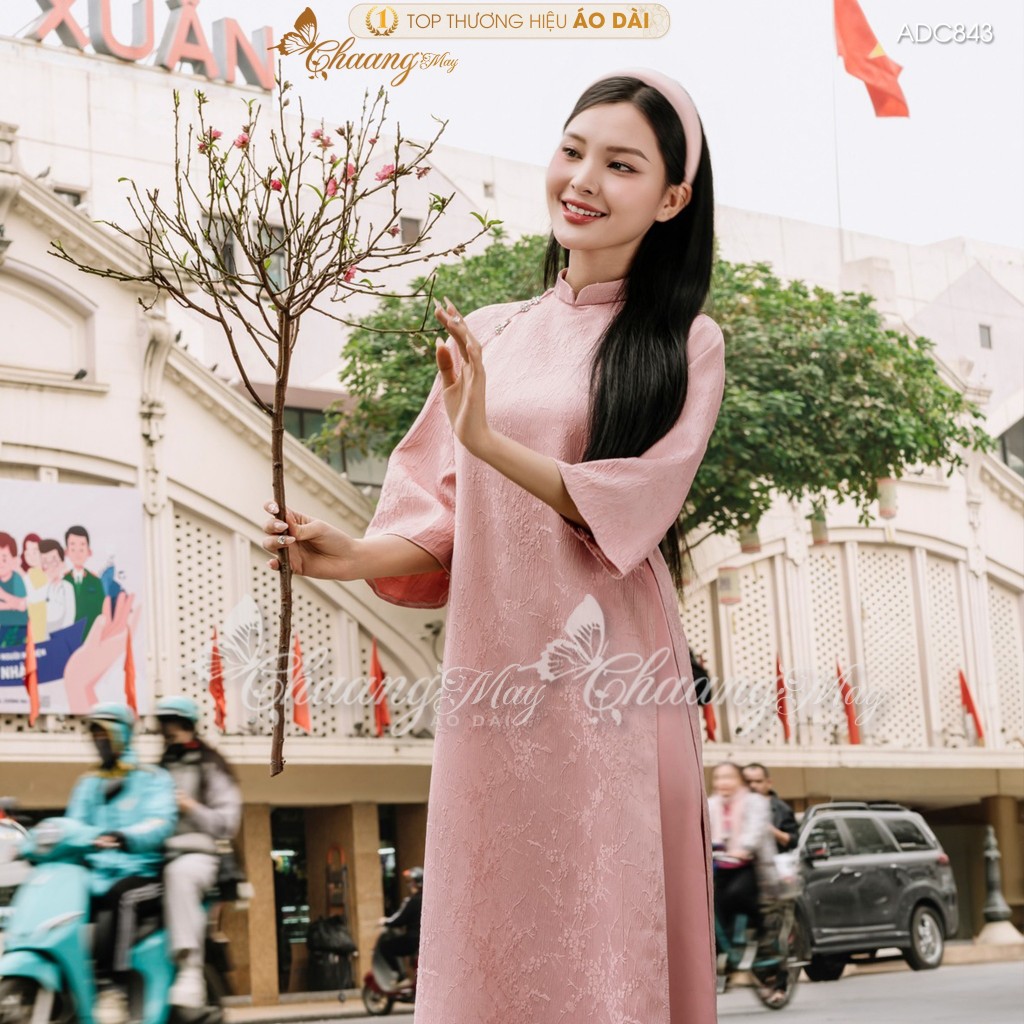 Áo dài cách tân nữ Châu Sa dáng suông xưa CHAANG may sẵn ADC843 áo dài gấm dự tiệc cưới du xuân lễ Tết đẹp 2025