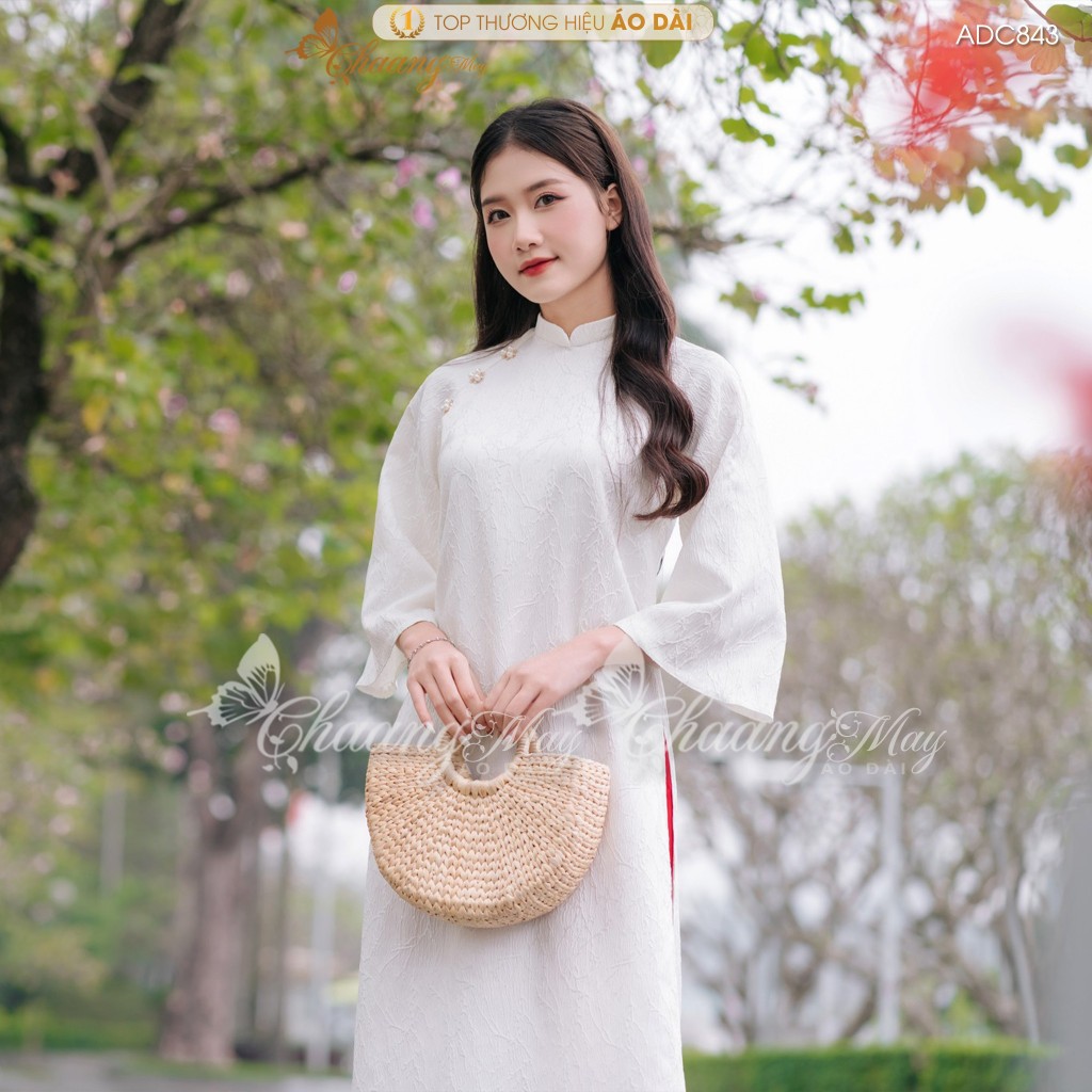 Áo dài cách tân nữ Châu Sa dáng suông xưa CHAANG may sẵn ADC843 áo dài gấm dự tiệc cưới du xuân lễ Tết đẹp 2025