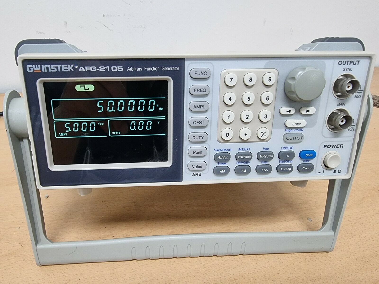 GWInstek AFG 2105 Arbitrary Function Generator Nubicom Gwinstek afg 2105 arbitrary function generator nubicom