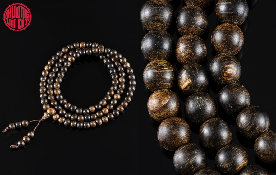 Vòng trầm hương hình tròn