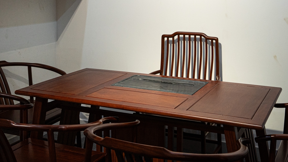 BỘ BÀN TRÀ ĐẠO GỖ GÕ ĐỎ 6 MÓN 1,6 M