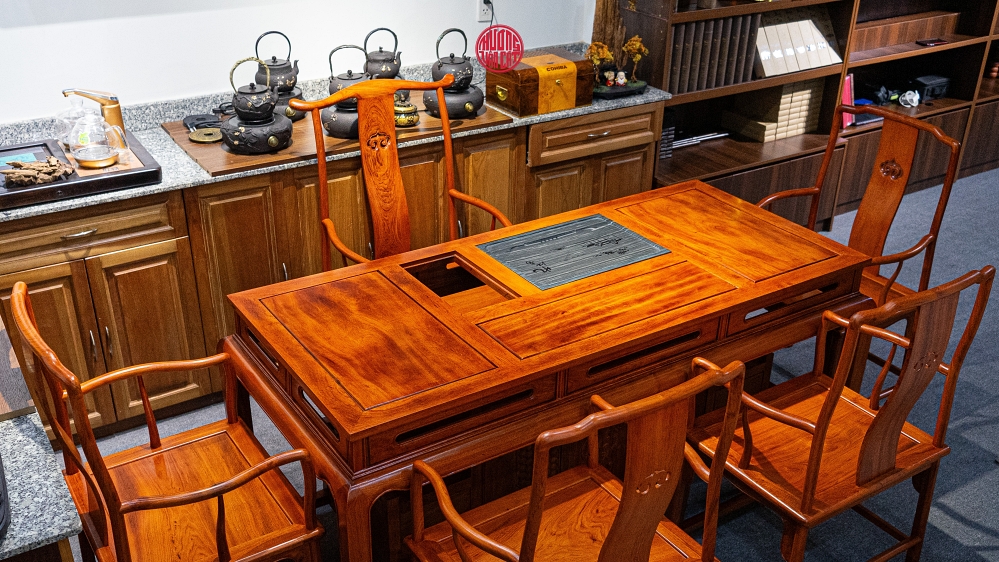 bộ bàn trà đạo gỗ hương lào già cao cấp 1,8 mét