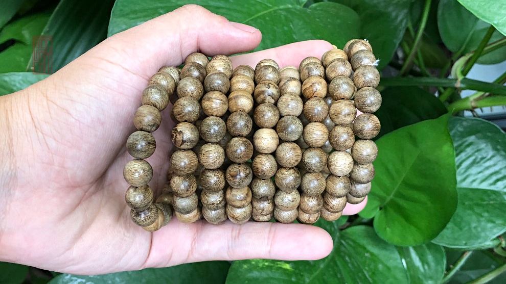 vòng trầm tròn banh bông Malay 10 li