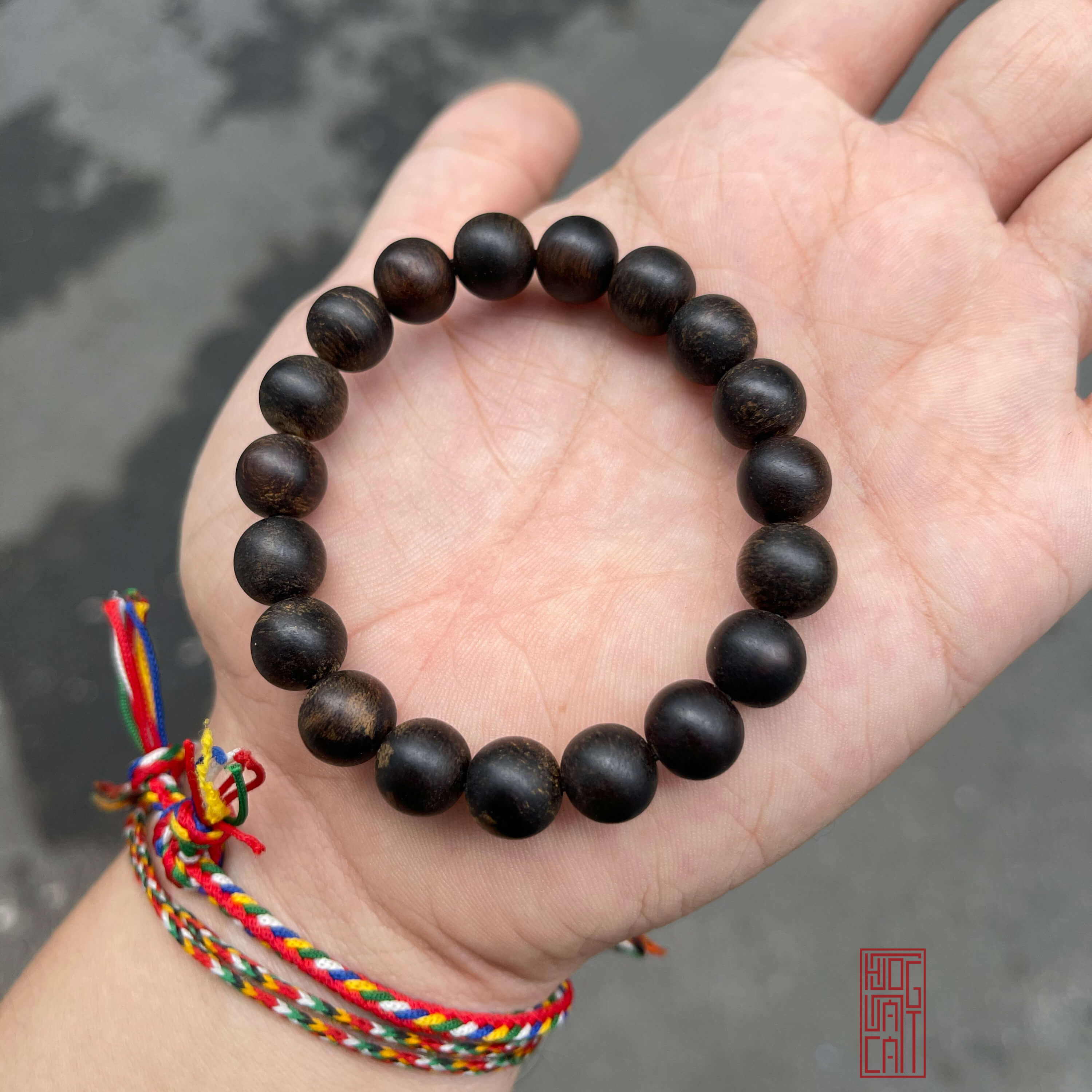 vòng tay trầm hương chìm nước