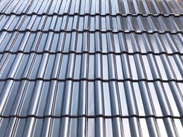 Ngói sóng tròn tráng men 10v/m2 Viglacera Hạ Long màu xanh