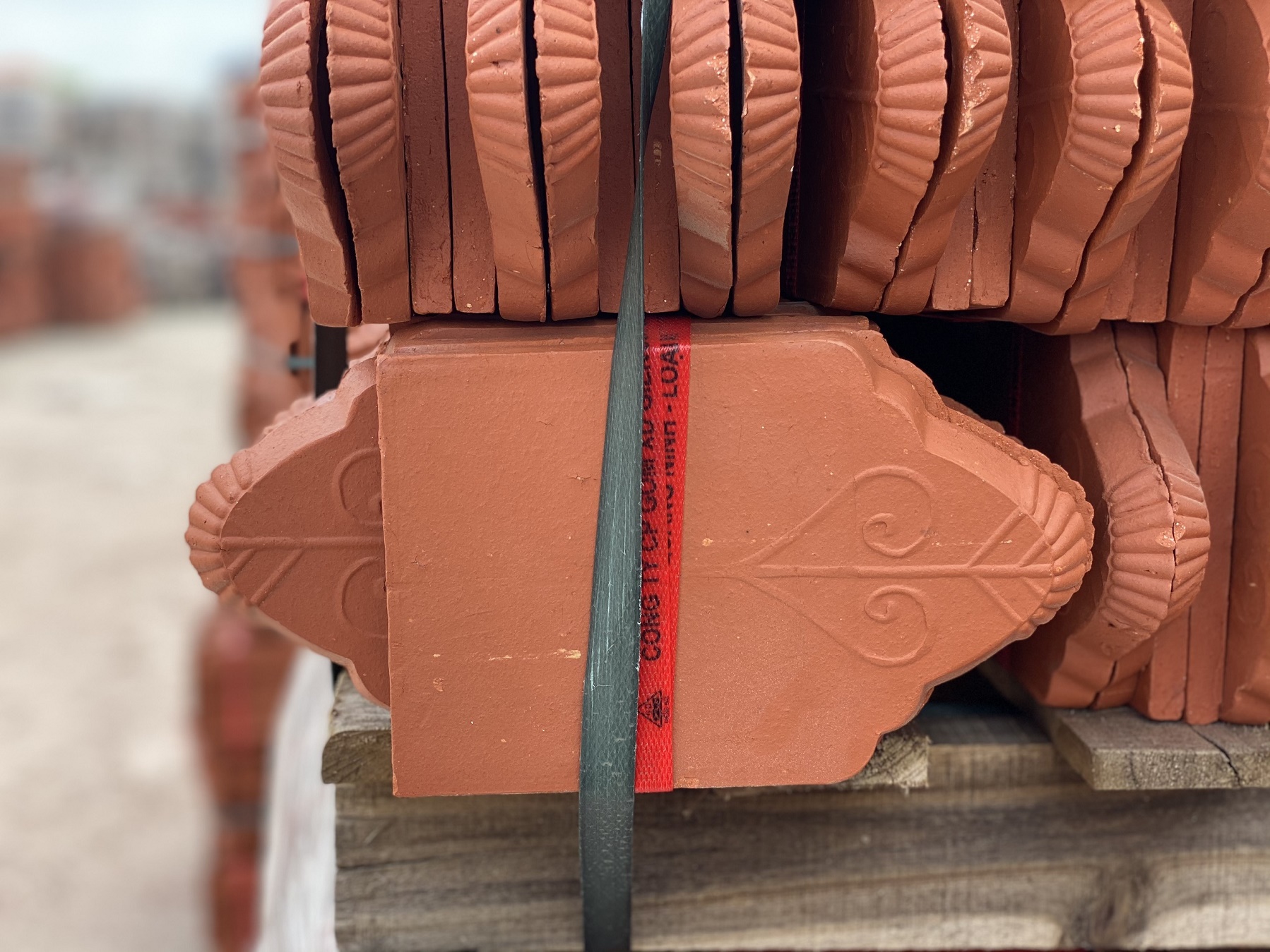 Ngói hài ri Giếng Đáy