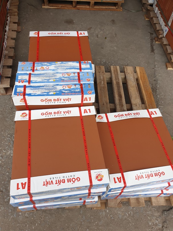 Gạch lát 40x40cm đỏ Gốm Đất Việt