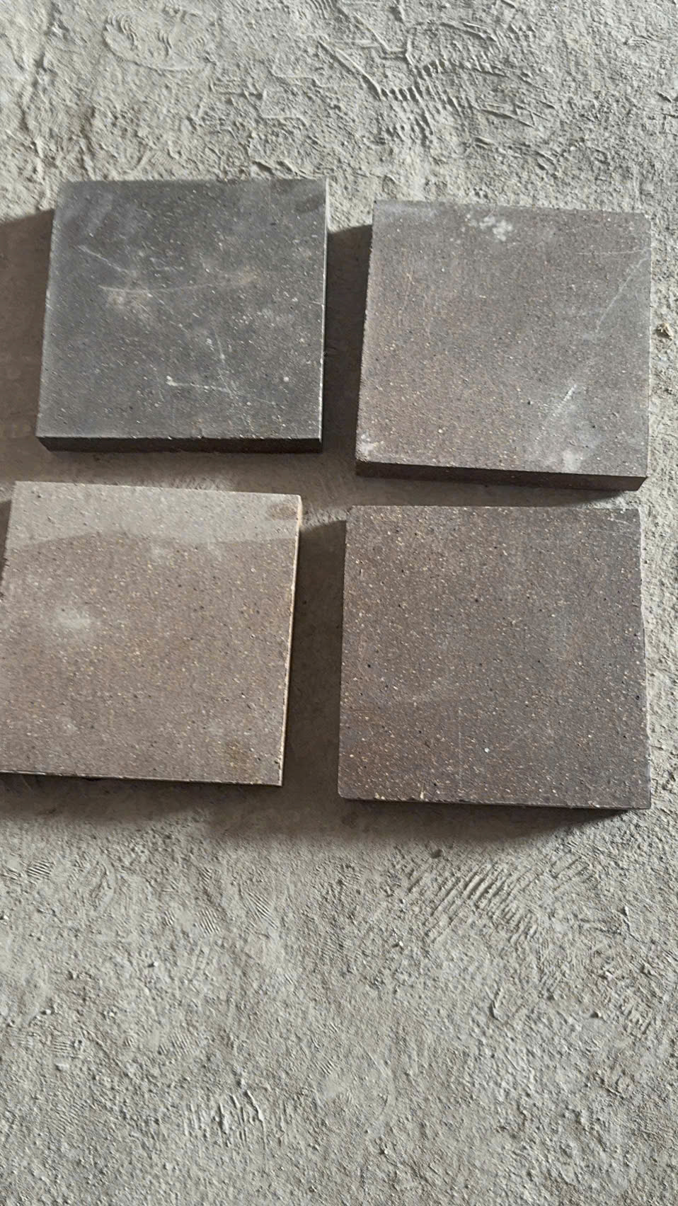 Gạch bát cổ 30x30x5cm màu tối