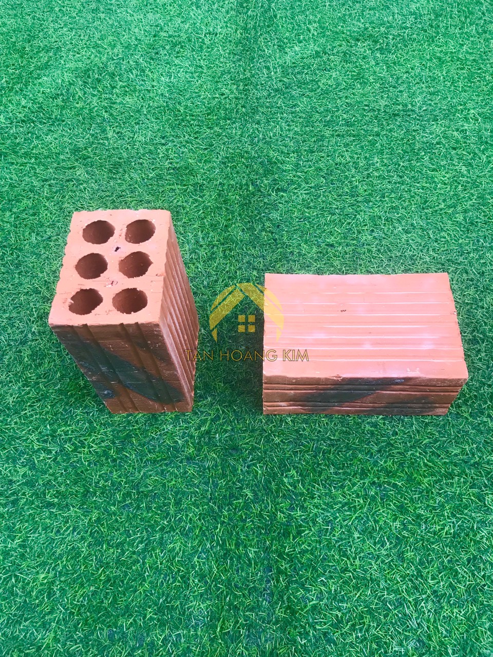 Gạch Block 6 lỗ tròn Xuân Hòa