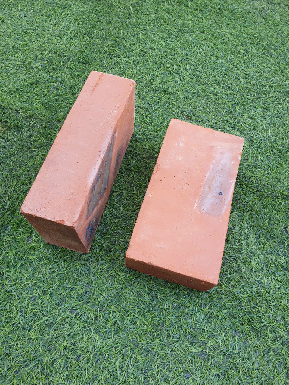Gạch Đặc Không Trát KT 220x110x60mm