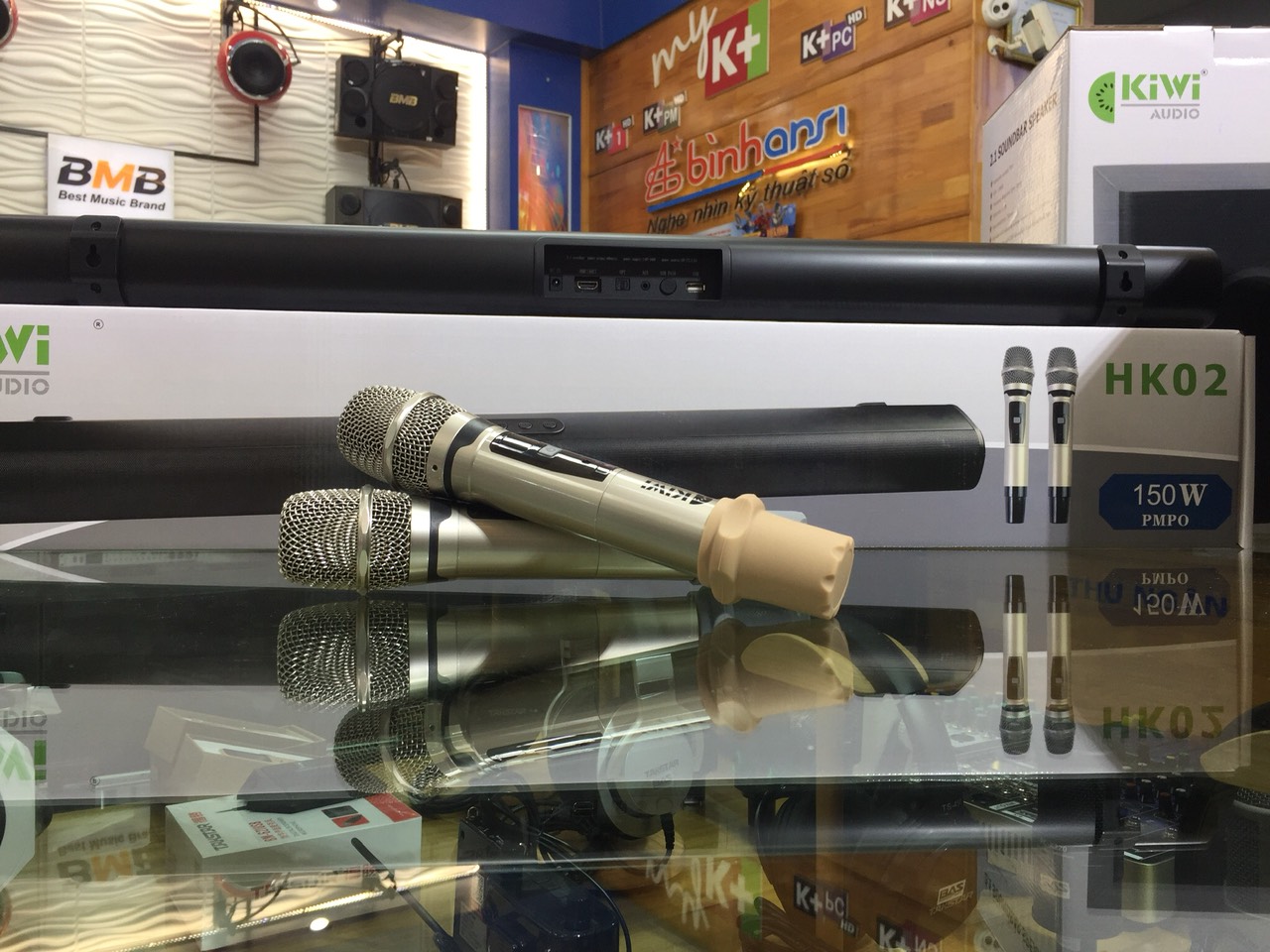 Loa Soundbar Kiwi HK02, loa cho tivi kèm 2 tay mic karaoke và điều khiển từ xa, công suất max 150W. Hàng chính hãng