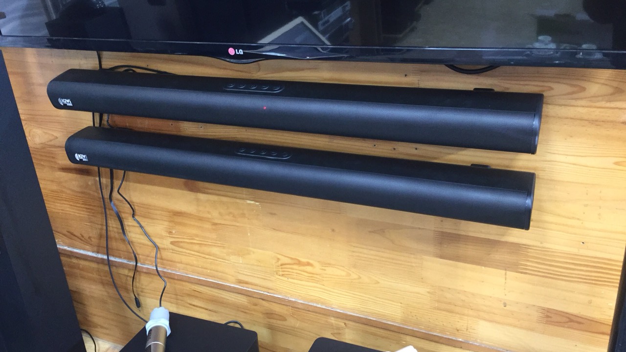 Loa Soundbar Kiwi HK02, loa cho tivi kèm 2 tay mic karaoke và điều khiển từ xa, công suất max 150W. Hàng chính hãng