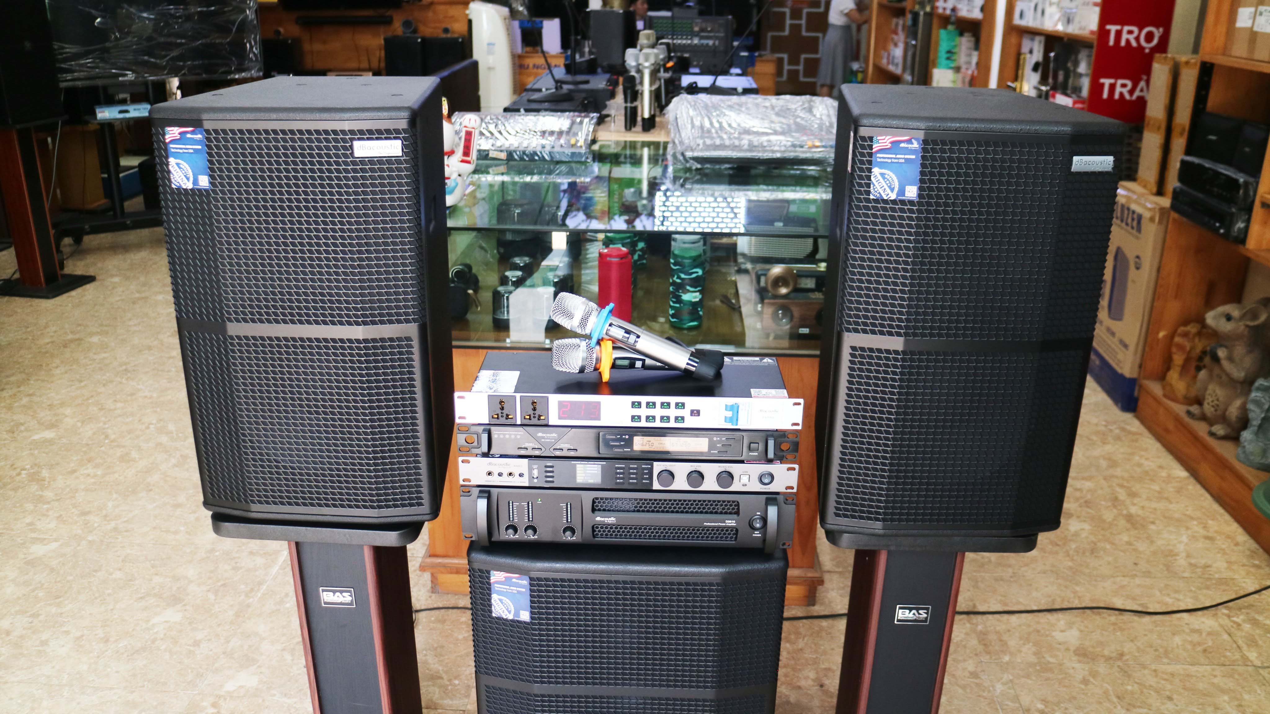 Công suất 4 kênh dBacoustic D4.12 800W/CH - hàng nhập khẩu chính hãng