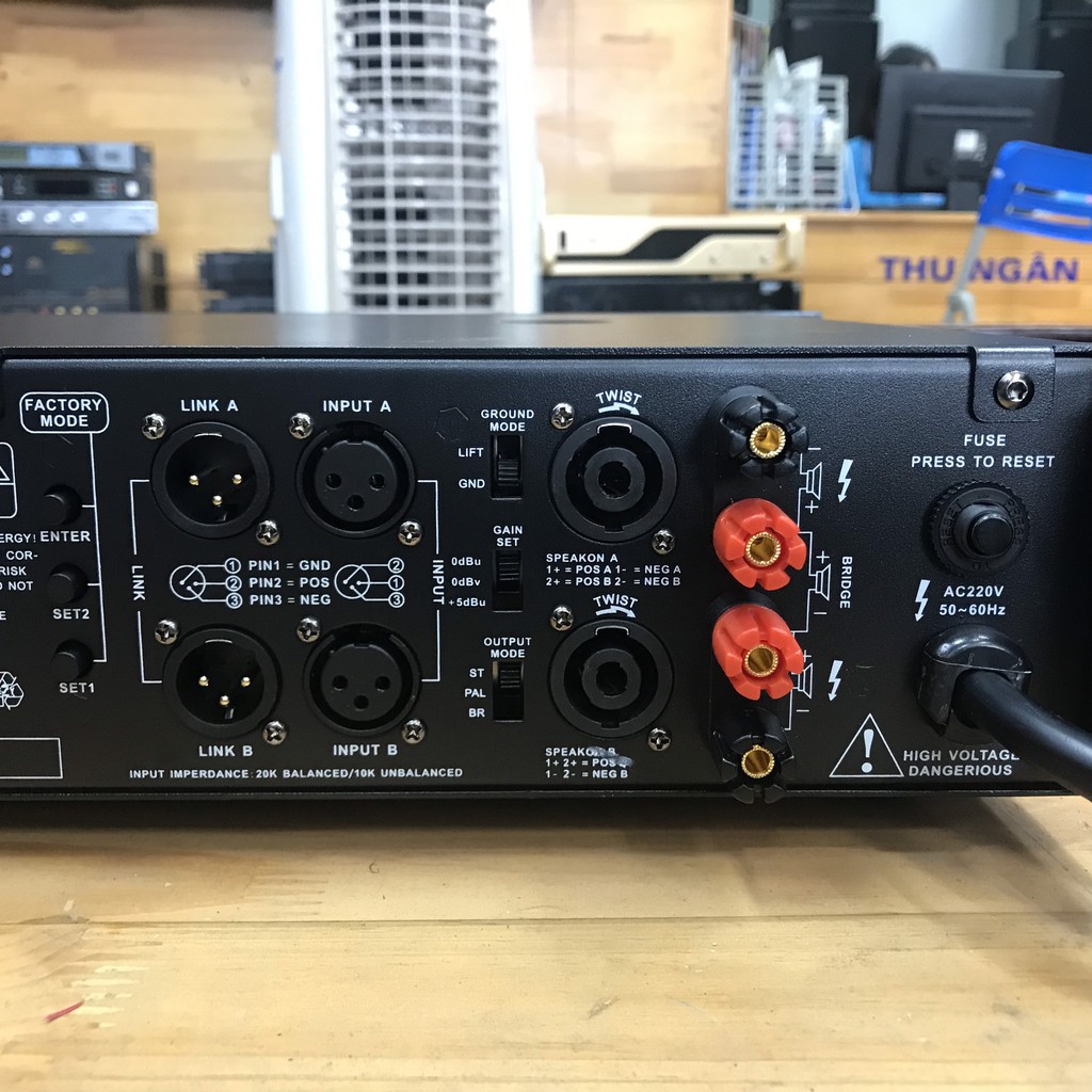 Công suất BAS AUDIO LX-2600