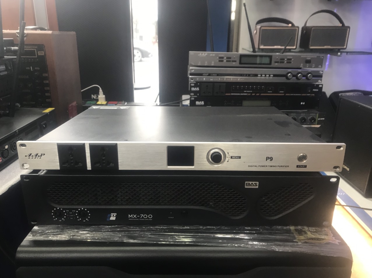 DÀN KARAOKE GIA ĐÌNH JBL 01