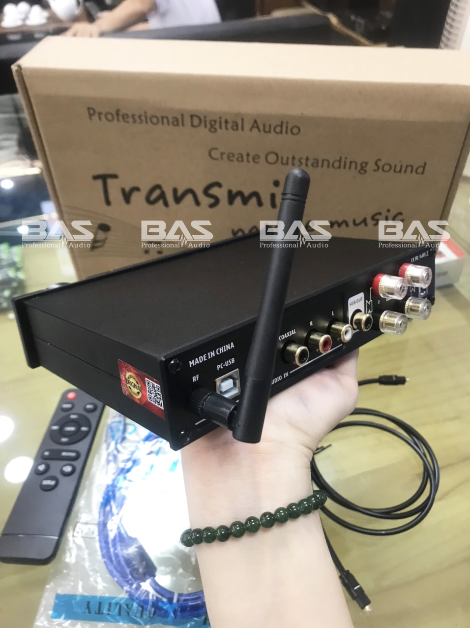 Amply tích hợp giải mã Suca Audio DA 2120C