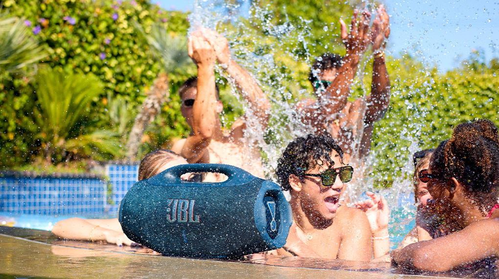 Loa JBL Boombox 4, Pin 34h, Công suất 210W AC / 200W Pin, AI Sound Boost, IP67, Bluetooth 5.4 Auracat,