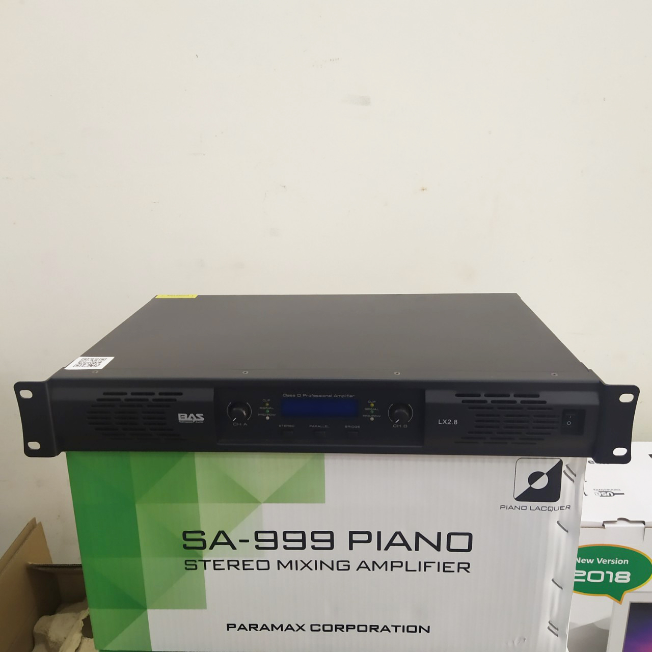 Công suất BAS AUDIO LX 2.8, cục đẩy 2 kênh 800/CH