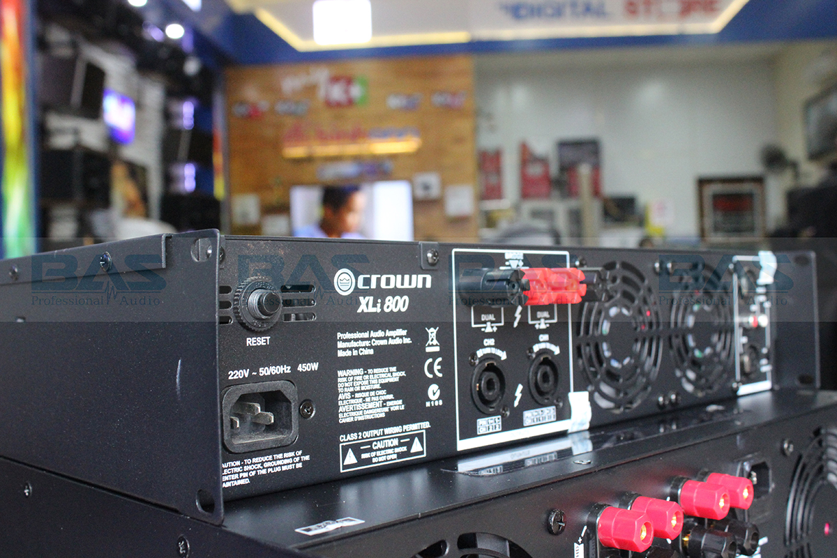 Công suất Crown XLI 800, cục đẩy 2 kênh cho dàn karaoke