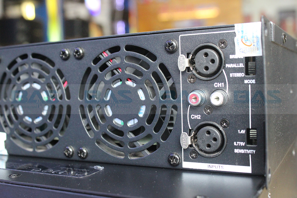 Công suất Crown XLI 800, cục đẩy 2 kênh cho dàn karaoke