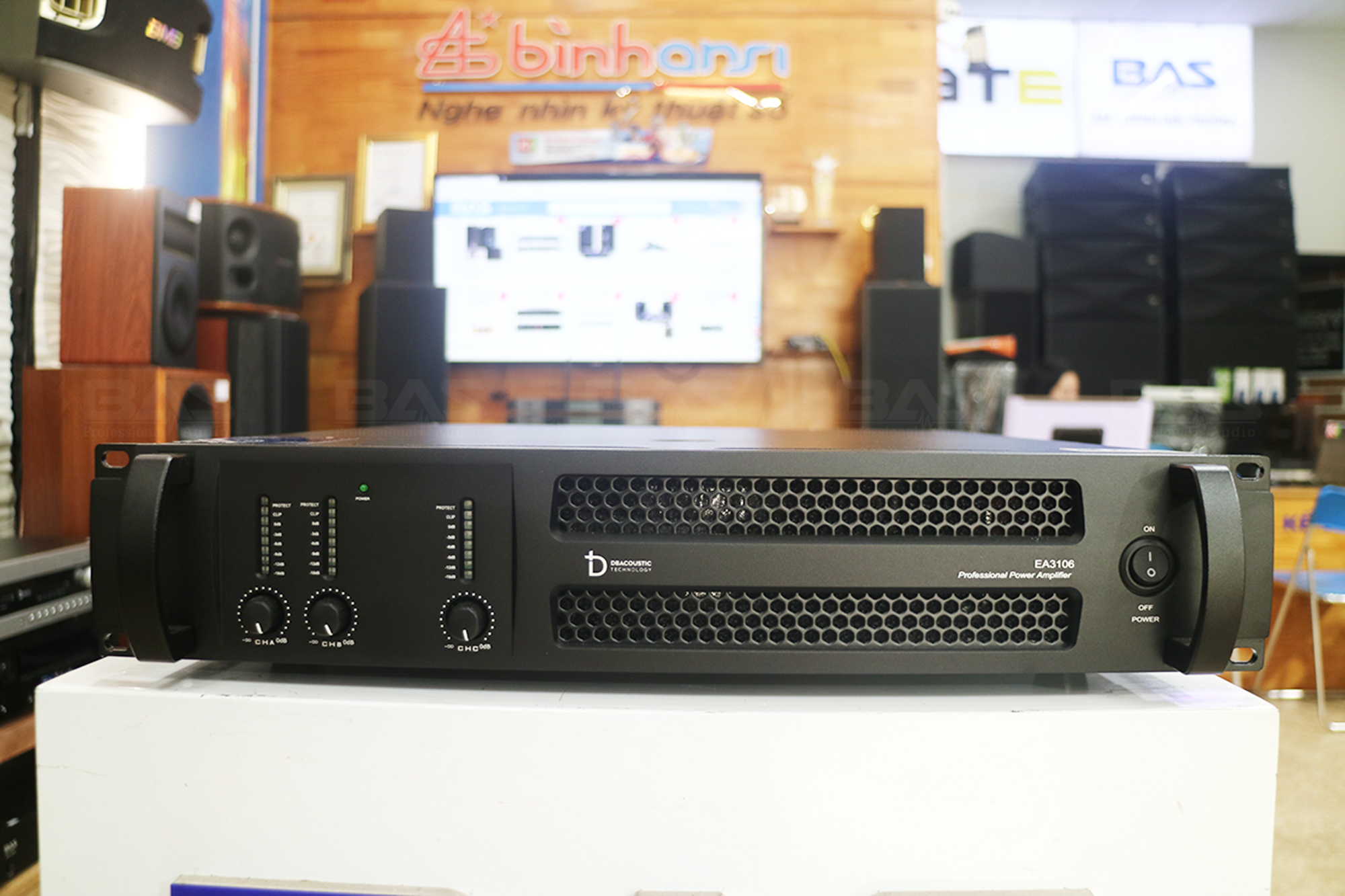 Công suất 3 kênh dBacoustic EA3106 Premium, 2x600W+1x1000W, Class H