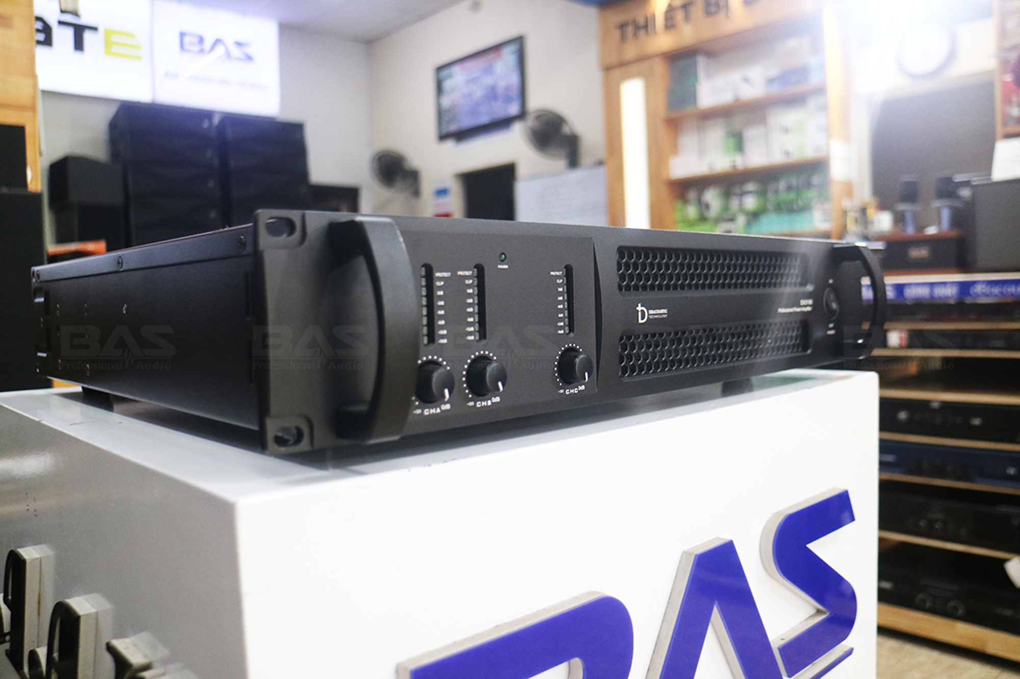 Công suất 3 kênh dBacoustic EA3106 Premium, 2x600W+1x1000W, Class H