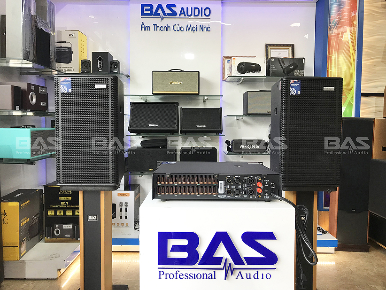 Công suất dBacoustic KD1200 Plus, cục đẩy 2 kênh công suất 1200W