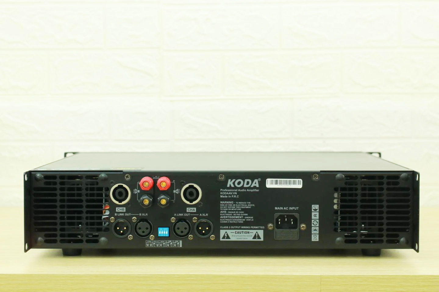 Công suất KODA KP 2650A , cục đẩy 2 kênh 650W/CH