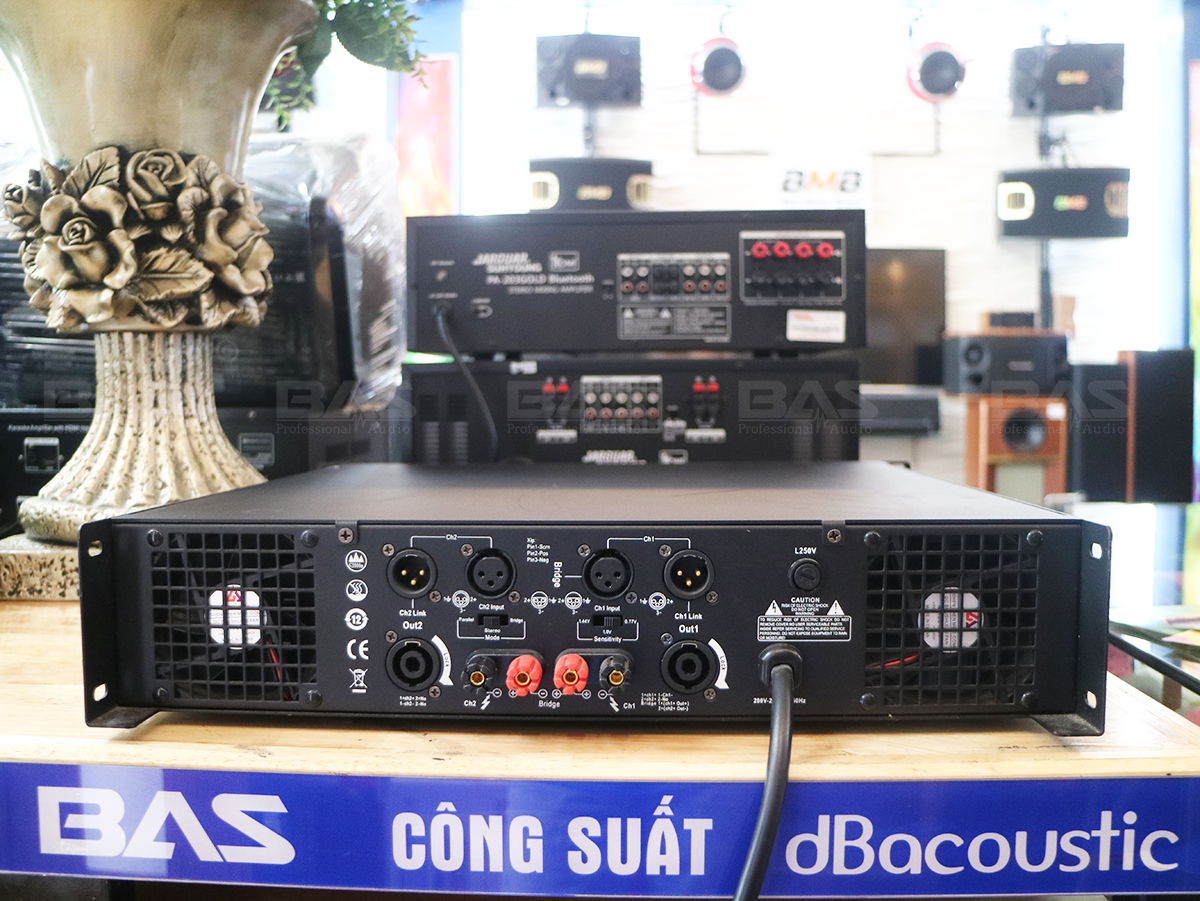 Công suất Motivity MA 450N, đẩy 2 kênh cho dàn karaoke