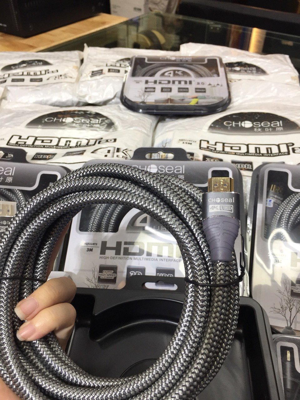 Dây cáp HDMI choseal 1.5m, 3m, 5m, 10m, 15m, 20m Dây HDMI cao cấp bọc lụa dùng kêt nối tivi, máy tính, máy chiếu